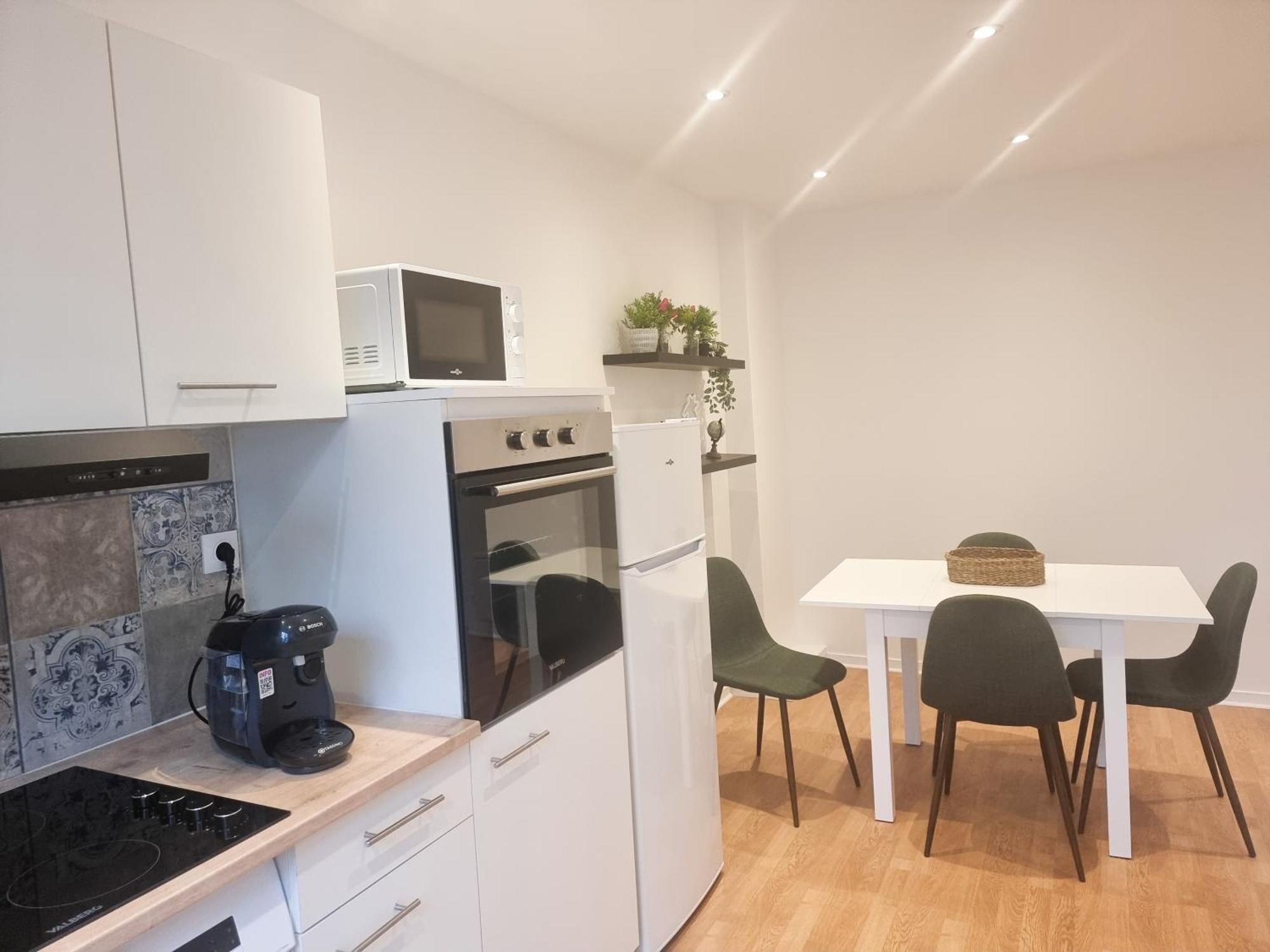 Exigehome - Appartement En Plein Centre-Ville Montigny-le-Bretonneux Kültér fotó